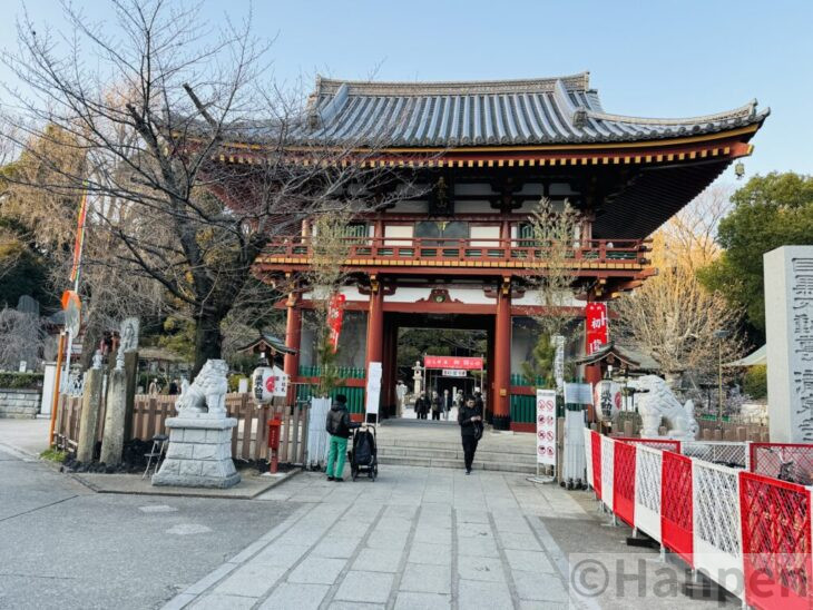 瀧泉寺の入り口