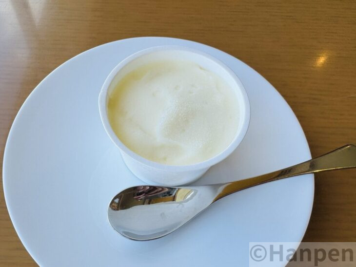 ラウンジのアイス