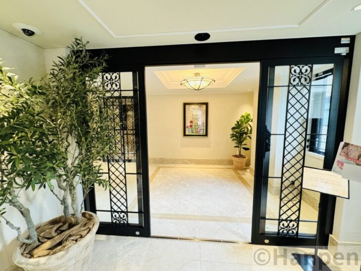 イースト棟の入り口