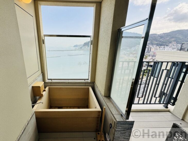 バルコニーのビューバス
