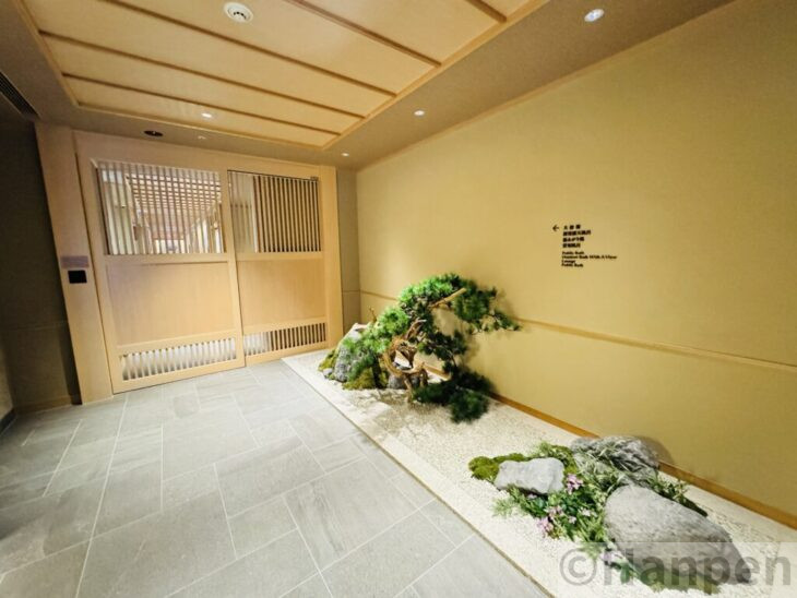 ４階のスパエリア入り口